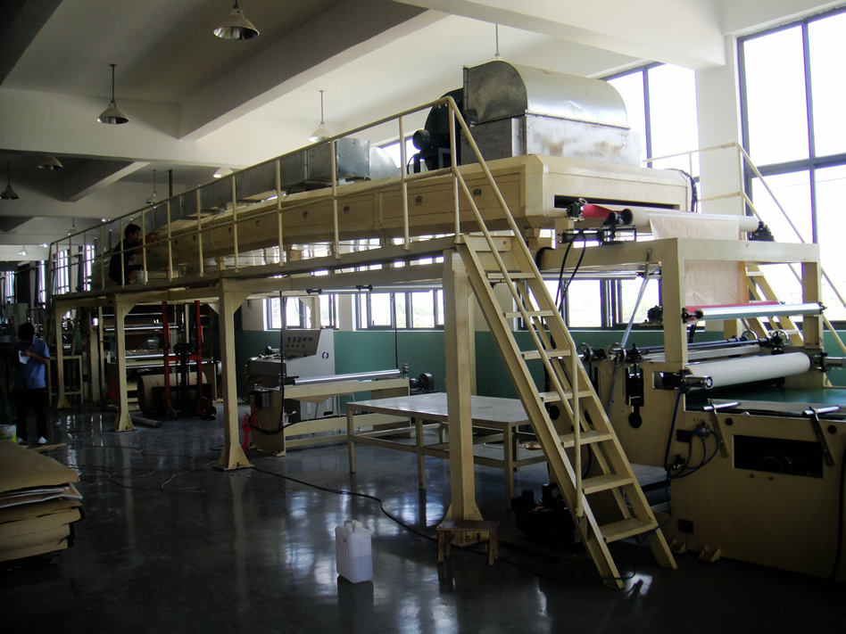 1300泡棉涂布機(jī)